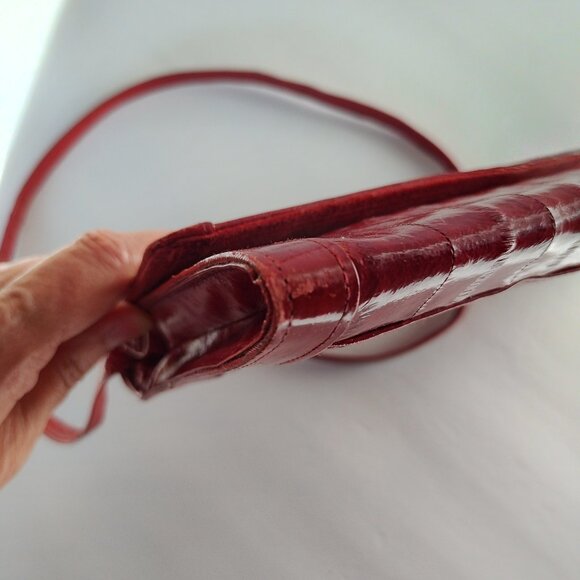 Vintage Genuine Eel Skin Crossbody Clutch Purse with Removable Strap - Picture 13 of 16